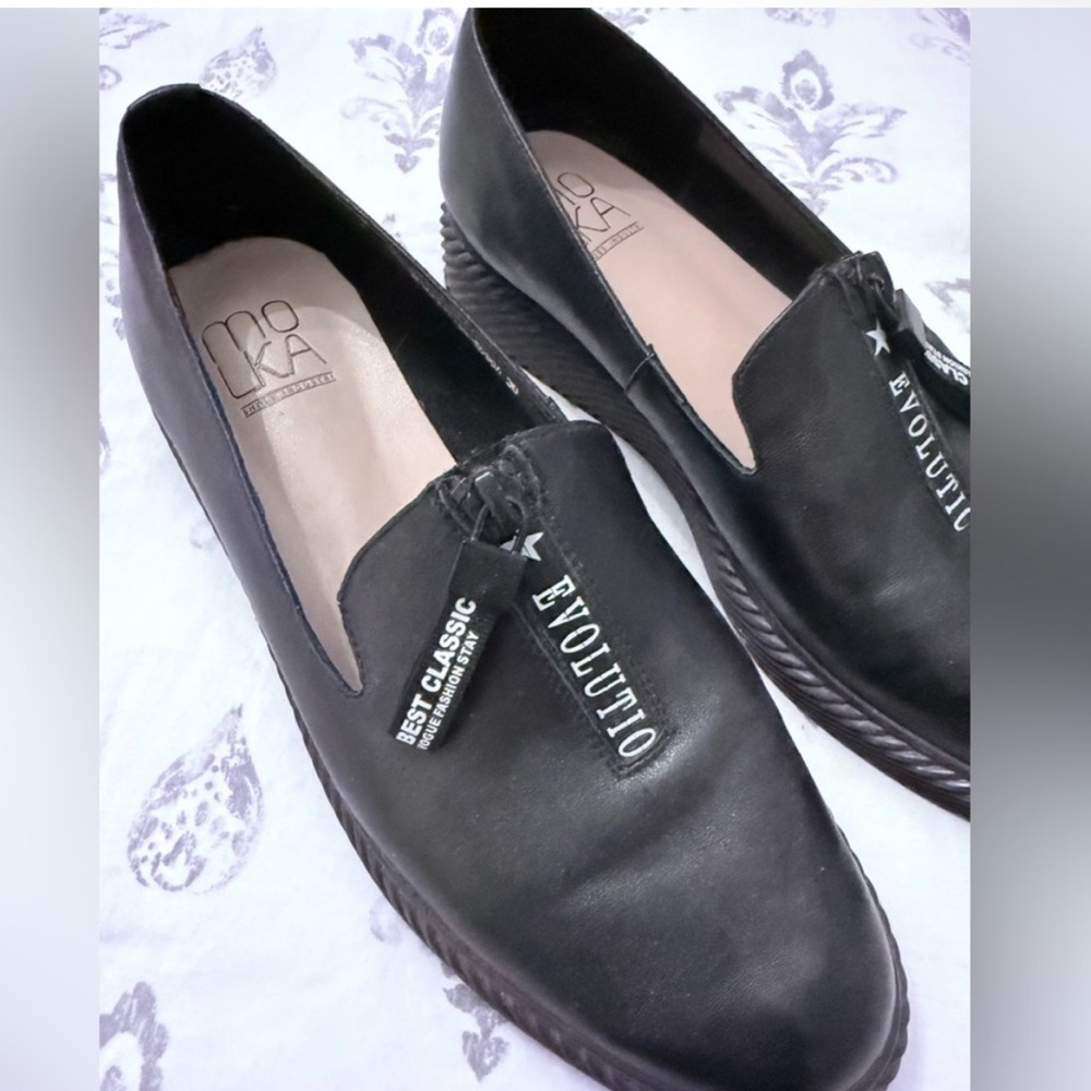 AUREUS EVOLUTIO Molka Vogue Fashion Leather Slip On Loafers, Top Zip Tags Detail